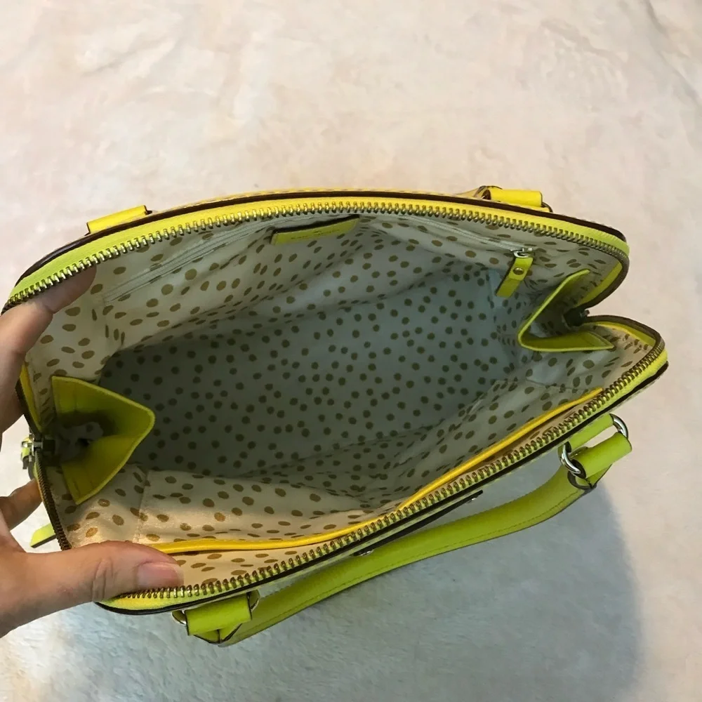 Kate Spade NEW YORK Zipper Pockets Leather Yellow Green Shoulder Hand Bag Purse